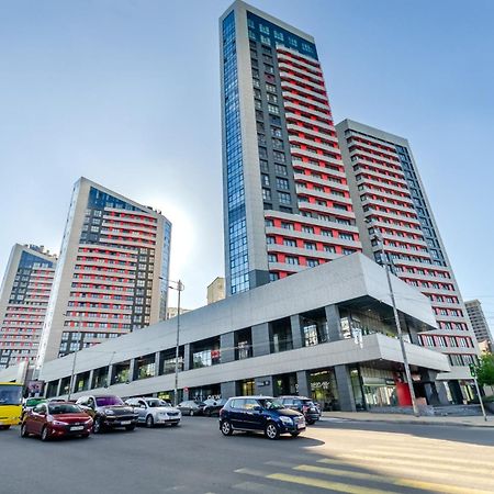 Petrovdom 41B-59B-90B-77B Stunning City View Apartments At Rc Kvartet, Central Railway Station Kiev Eksteriør billede