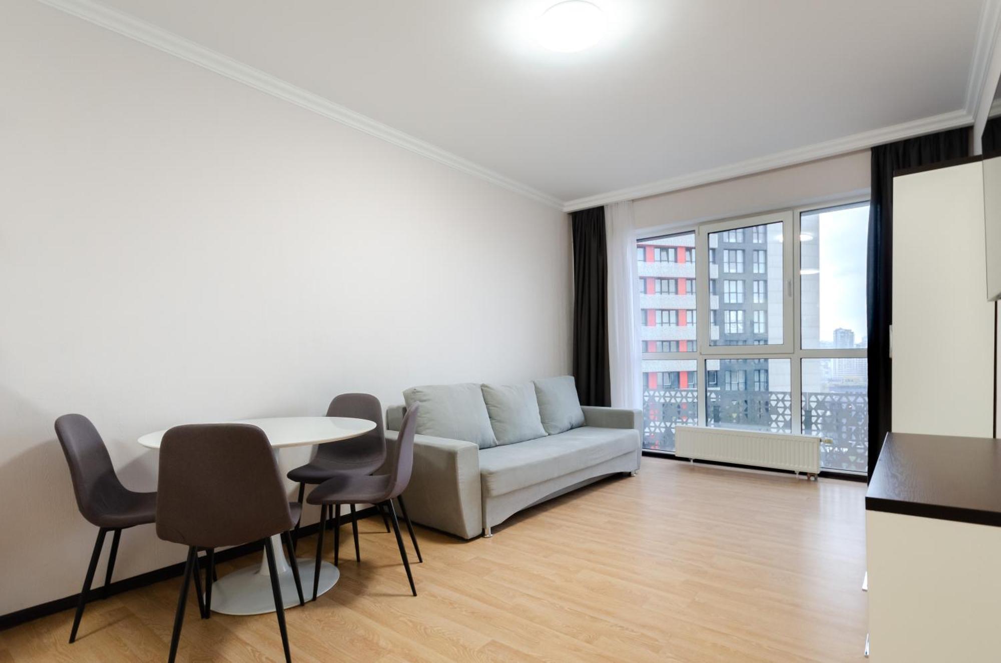 Petrovdom 41B-59B-90B-77B Stunning City View Apartments At Rc Kvartet, Central Railway Station Kiev Eksteriør billede