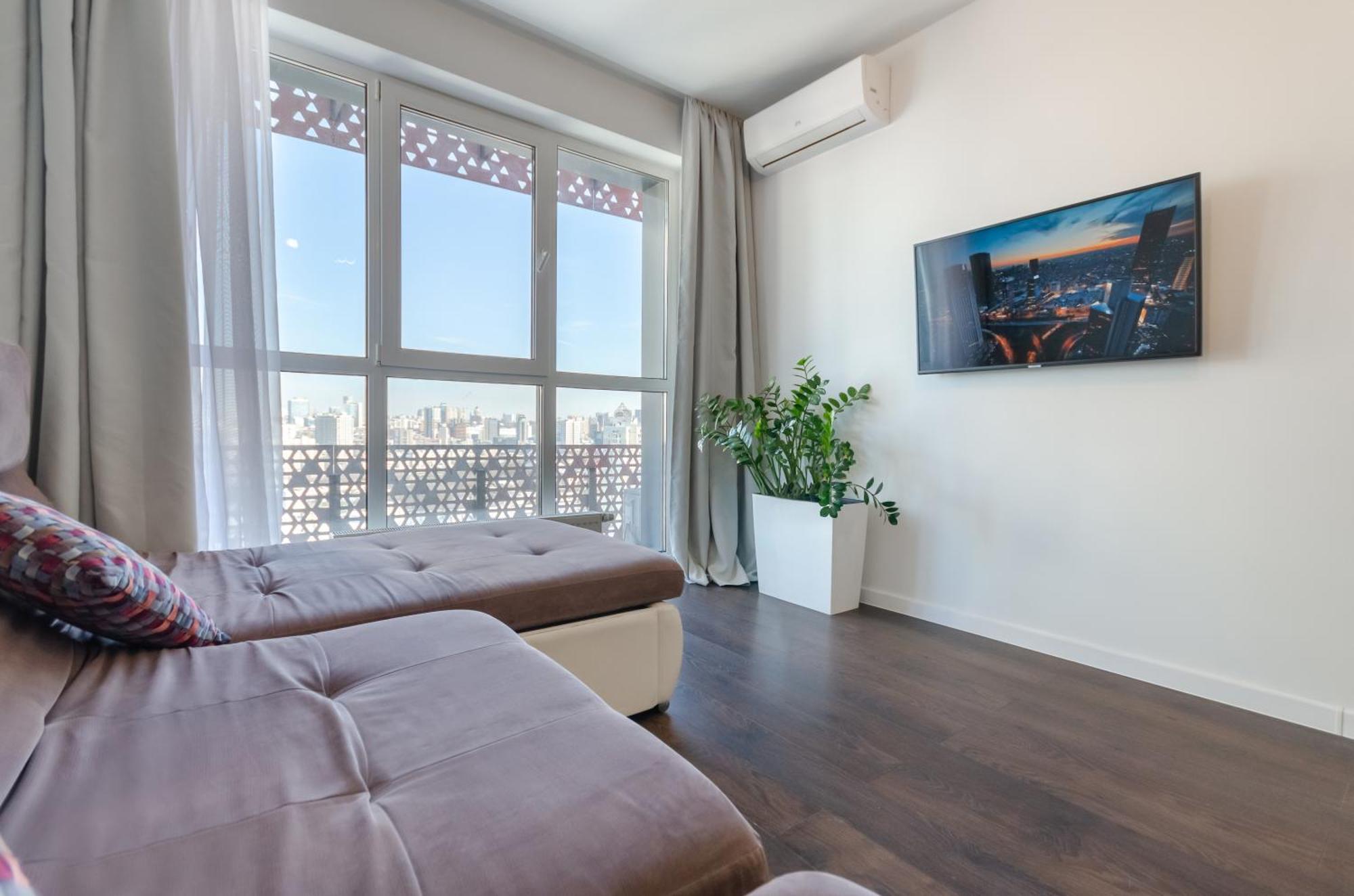 Petrovdom 41B-59B-90B-77B Stunning City View Apartments At Rc Kvartet, Central Railway Station Kiev Eksteriør billede