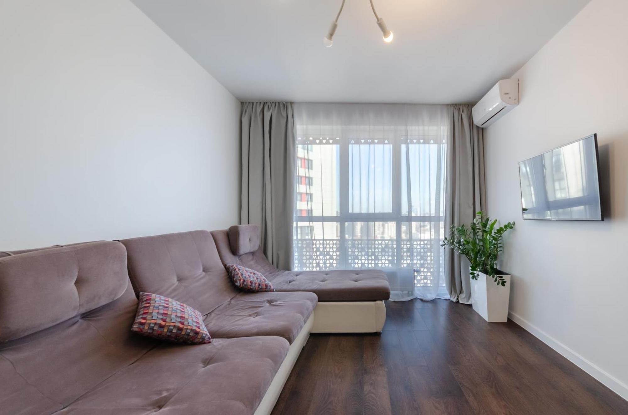 Petrovdom 41B-59B-90B-77B Stunning City View Apartments At Rc Kvartet, Central Railway Station Kiev Eksteriør billede